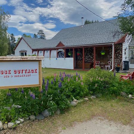 Rose Cottage Bed & Breakfast Valemount Bagian luar foto
