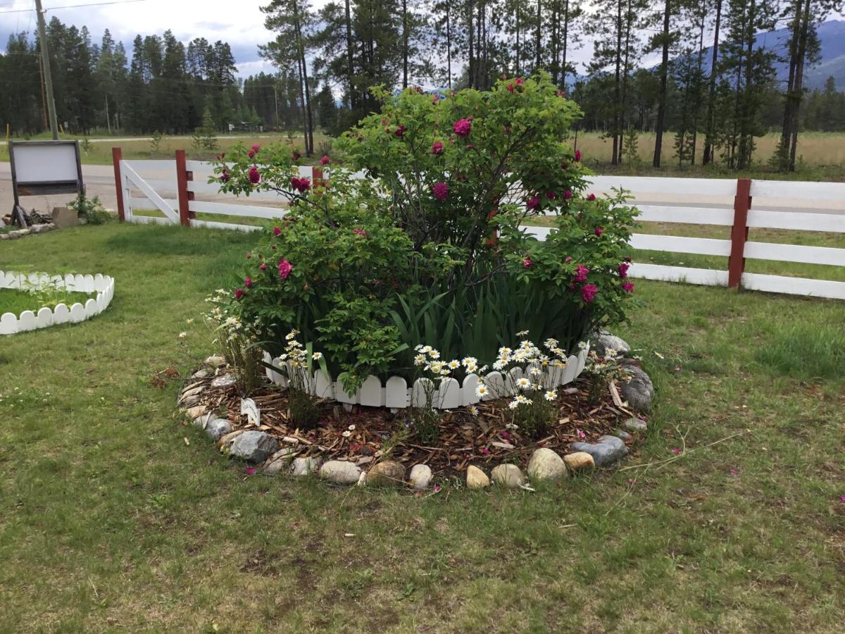 Rose Cottage Bed & Breakfast Valemount Bagian luar foto